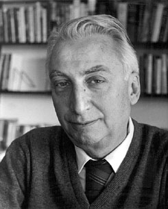 ROLAND BARTHES